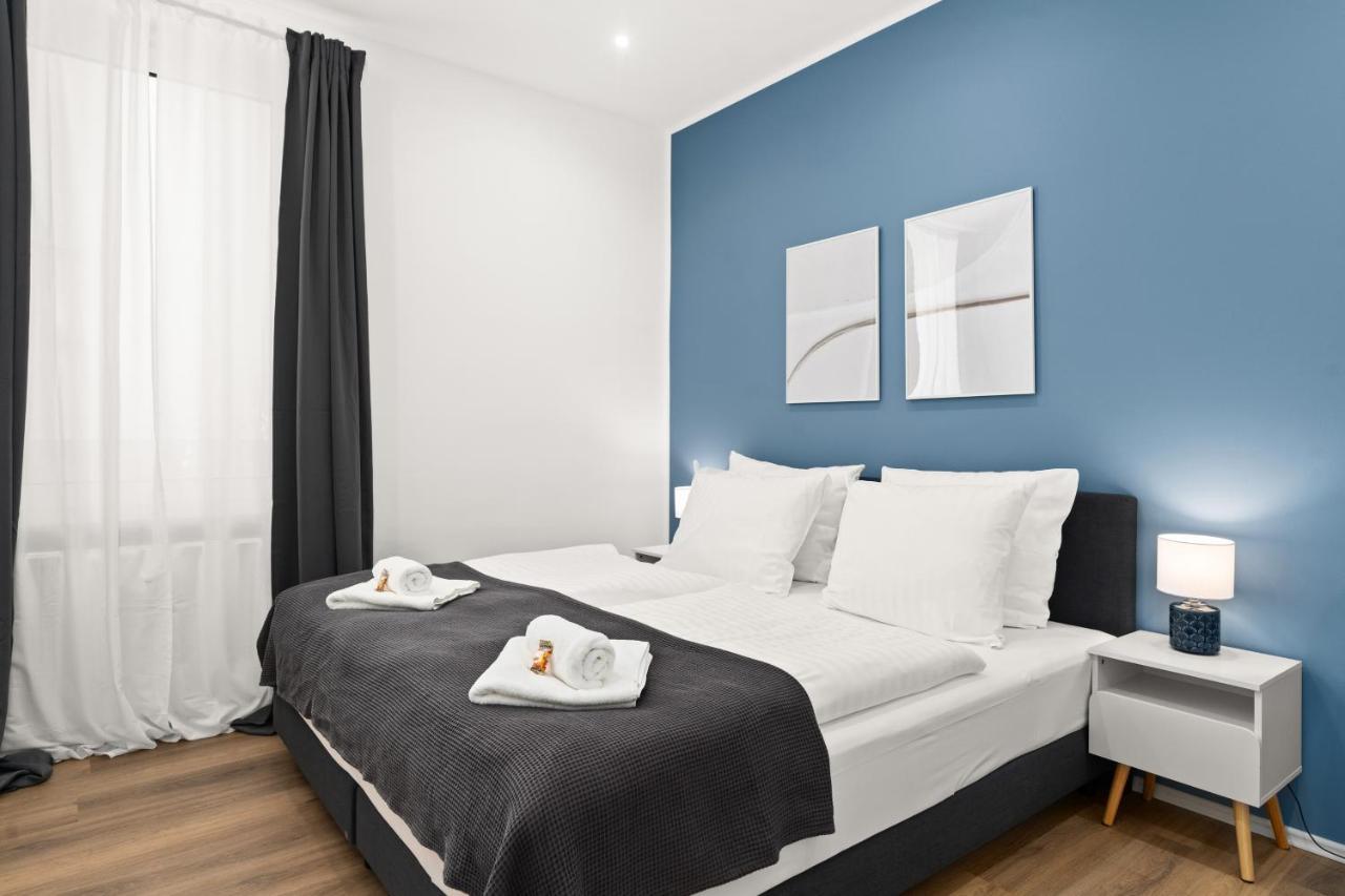 Shiny Homes - Elegant City Apartments Bielefeld Luaran gambar