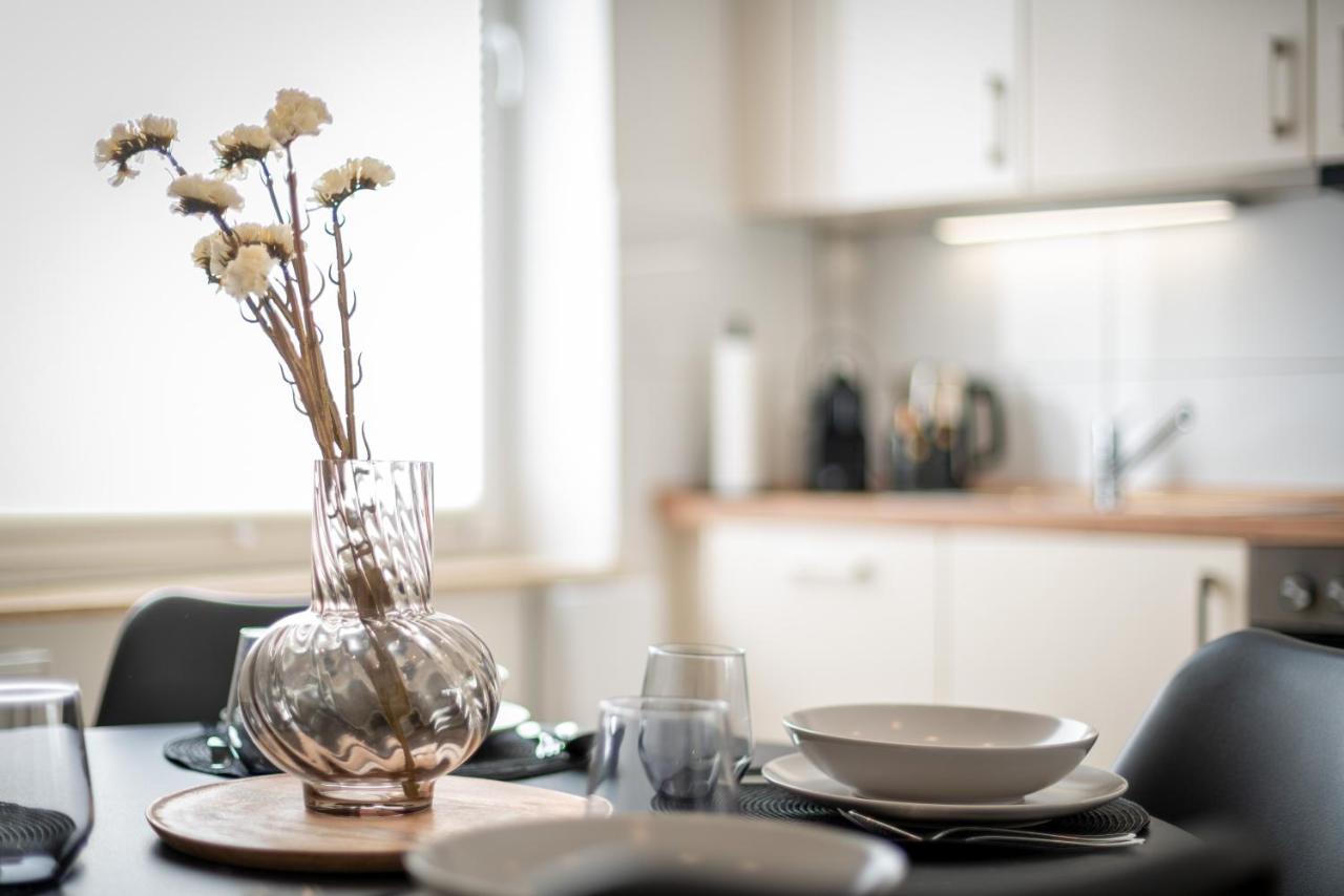 Shiny Homes - Elegant City Apartments Bielefeld Luaran gambar