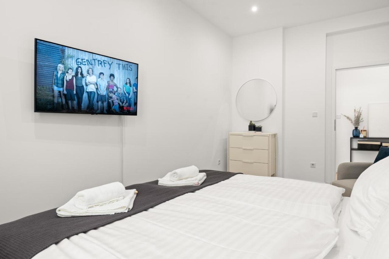 Shiny Homes - Elegant City Apartments Bielefeld Luaran gambar
