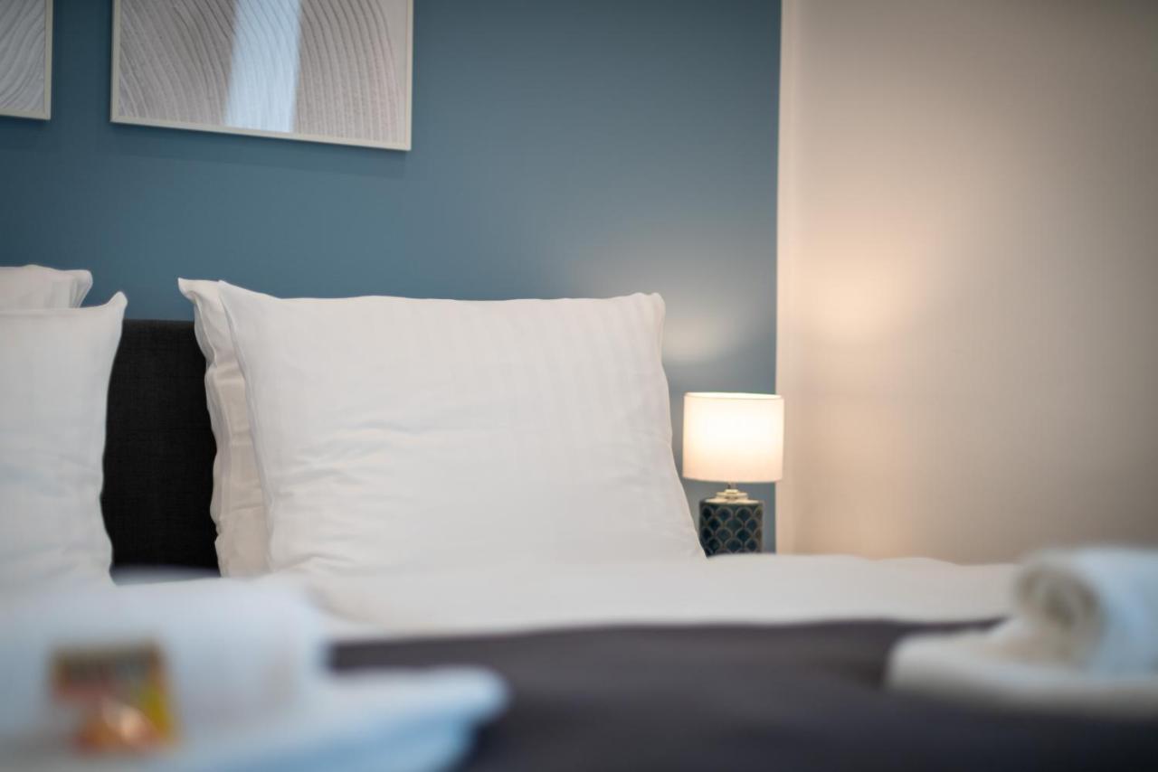 Shiny Homes - Elegant City Apartments Bielefeld Luaran gambar