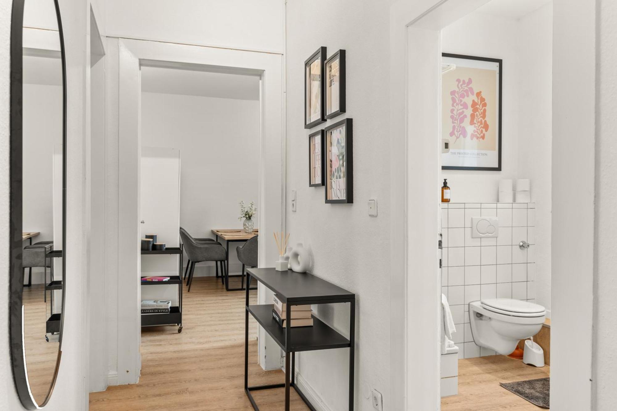 Shiny Homes - Elegant City Apartments Bielefeld Luaran gambar